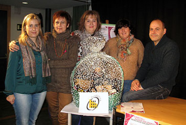 El primer mercado solidario de Iurreta destinará la recaudación a la JAED