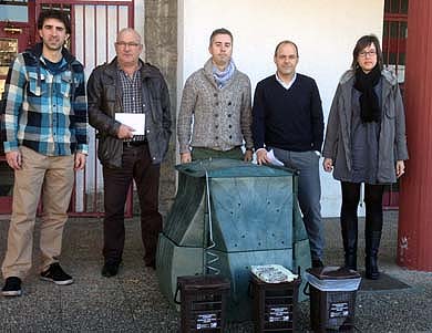 La Mancomunidad impulsa el compostaje doméstico en zonas rurales de Iurreta y Abadiño