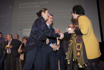 Karmengo Ama ikastetxea recibe el premio ‘Bikain de Oro’