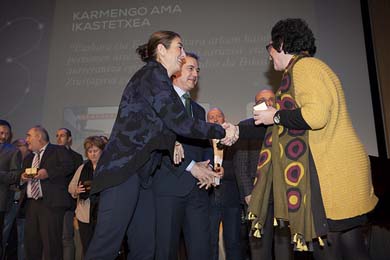 Karmengo Ama ikastetxea recibe el premio ‘Bikain de Oro’