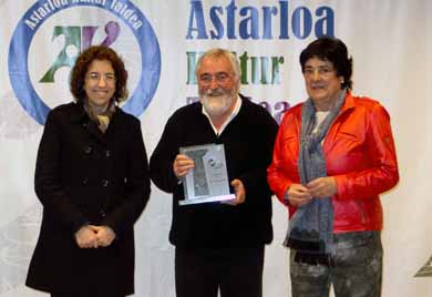 Juan Antonio Aroma recibe el Premio Astarloa de este año