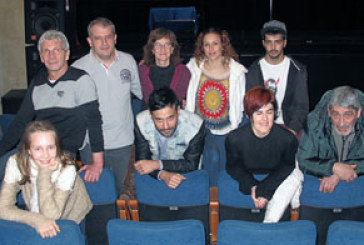 La primera comedia musical de durangueses arrasa en taquilla