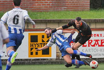 Apraiz rescata un punto para el Amorebieta en la recta final del partido ante el Huesca