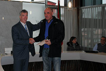 El Ayuntamiento reconoce la labor de siete policías municipales zornotzarras