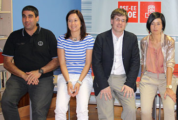 Los 18 concejales del PSE y tres del PP que ETA tenía como objetivos son de Durangaldea