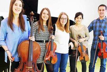 La chelista duranguesa Nerea Aizpurua actúa esta tarde en la Escuela de Música