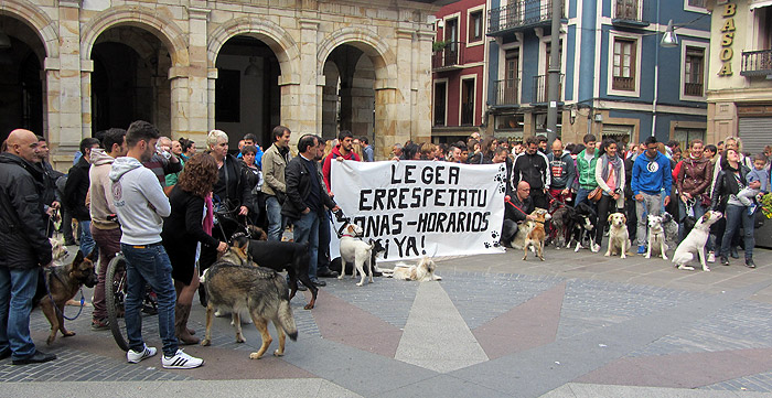“No podemos ir todos los días al monte con nuestros perros”