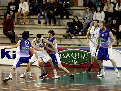 El Tabirako Baqué da un paso de gigante para luchar por el ascenso a Liga EBA