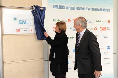 La Diputación se compromete a “estar cerca” de las personas con esclerosis múltiple