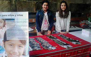 Bateginez reparte 1.300 raciones de dulces solidarios