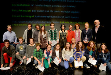 Julene Azpeitia literatur lehiaketaren sariak eman dira