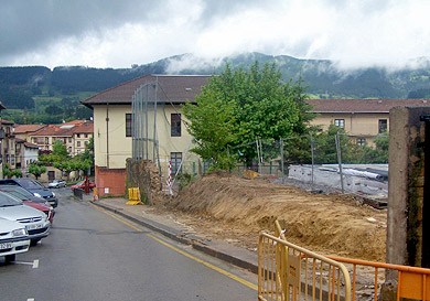 Las obras del proyecto ‘Eskola Bidea’ comienzan en el entorno de la ikastola Txintxirri