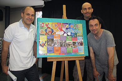 Iurreta vuelve a sacar el teatro a la calle con Kalez Kale