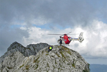 Rescatado un montañero en el Anboto tras una complicada operación en helicóptero