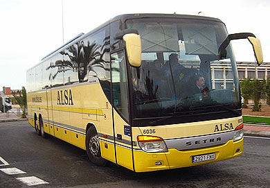 Quejas tras sufrir esta mañana una nueva avería un autobús de la línea Durango-Gasteiz