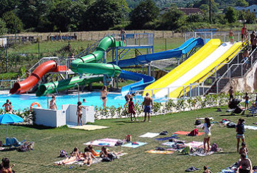 Un sistema de videovigilancia frenará el acceso por las noches a las piscinas de Elorrio