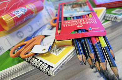 Las familias de Amorebieta recibirán entre 20 y 80 euros para comprar material escolar