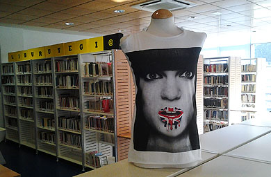 La biblioteca  de Amorebieta impulsa grupos para practicar inglés, francés y español