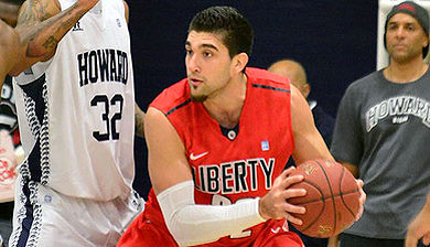 El Zornotza ficha al pívot venezolano Juan Coronado