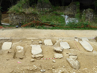 Las excavaciones de Legaño hallan 17 nuevas sepulturas