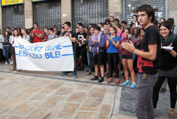 Reivindican que el antiguo edificio de Correos se convierta en un local para jóvenes