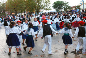 El Tronperri y el Txoritxu Alai celebran mañana la Umeen Euskal Jaia de Durango