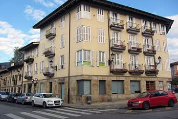 La Policía Municipal de Elorrio se traslada a la calle Buskantz