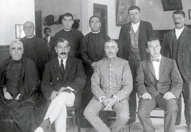 Homenaje a Luis Urrengoetxea, el primer alcalde nacionalista de Amorebieta-Etxano