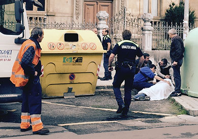 La Policía Municipal equipa sus coches con dos desfibriladores