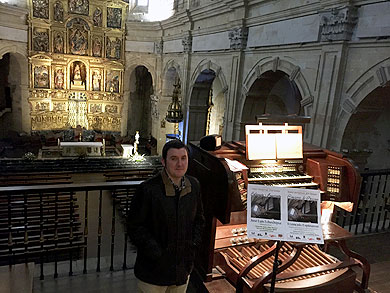 José Luis Echechipía ofrece hoy un concierto de órgano con coloquio en la Basílica