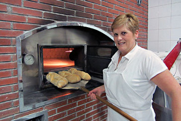 “Ogia beti egin dugun erara egiten dut”