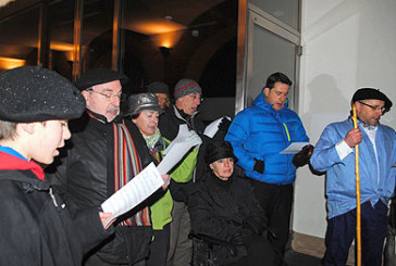 Las corales desafían al tiempo para cantar a Santa Agueda