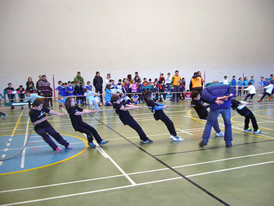 La temporada de herri kirolak arranca mañana en Iurreta con más de 100 competidores