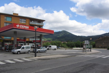 Elorrio devuelve una parcela de terreno a la gasolinera a cambio de 90.000 euros