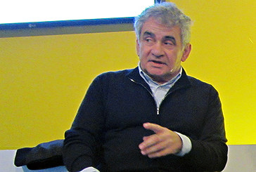Bernardo Atxaga eta Iñaki Urdanibiaren hitzaldi literarioak Durangon