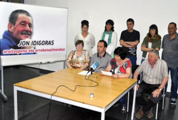 Jon Idigorasentzat Udalaren aitortza aldarrikatzen du politikariaren sendiak