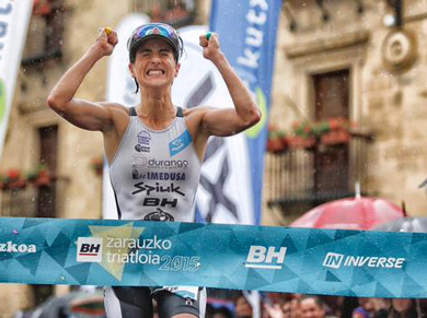 Frades remonta y se adjudica el triatlón de Zarautz