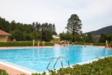 Igandean irekiko dira Atxondoko igerilekuak, iazko prezio berdinekin