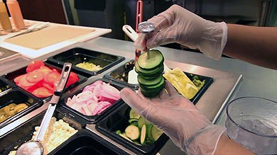 Dendak Bai organiza un curso de manipulación de alimentos