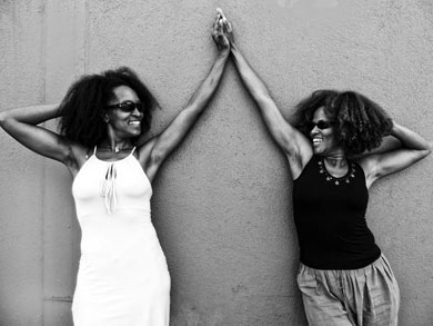 Joseba Sarrionandia y Xabier Lete a ritmo de son cubano