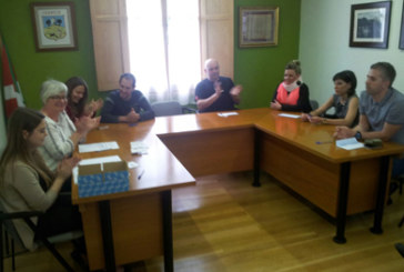 Izurtzako alkateak 1.500 euroko soldata gordina jasoko du egun erdiko lanaldiagatik