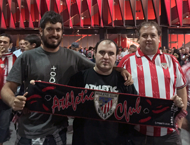 “Gure erronka informatzea eta zale zurigorriei euskaraz egindako gunea eskaintzea da”