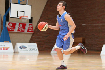 Charles Nkaloulou y Jon Peña primeros fichajes del Zornotza para la próxima campaña