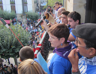 Juergarako gogoa piztu zuen Elorrioko Musika Eskolak