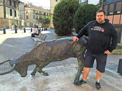 “Vamos a homenajear a Natxo dos horas antes del txupinazo”