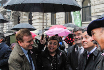 En apoyo al cáncer de mama