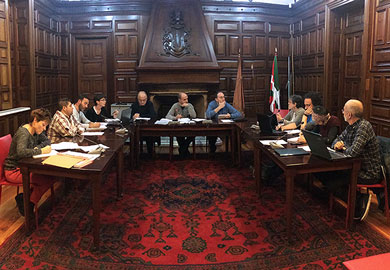 Las tasas e impuestos de 2016 subirán un “simbólico” 0,2%