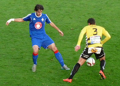 El Amorebieta vuelve a la senda de la victoria con una goleada