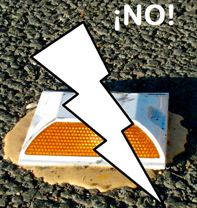 Imagen de la Federación vizcaína de Ciclismo para denunciar los catadióptricos.