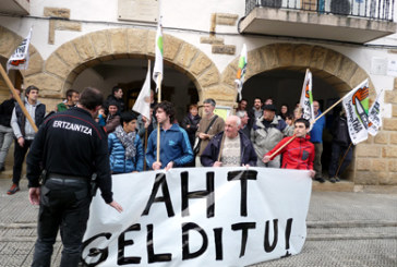 El Ayuntamiento de Atxondo rechaza firmar las actas de expropiación para el TAV